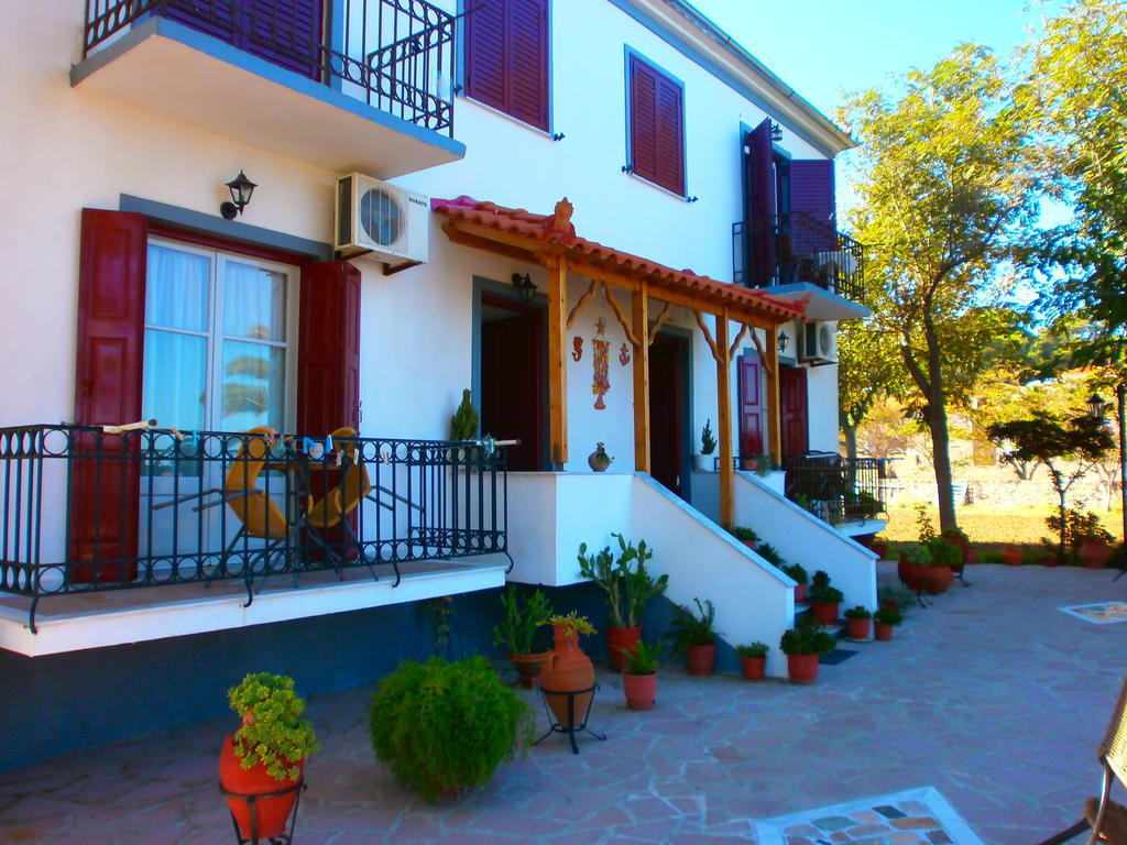 Studios Stefani Petra  Dış mekan fotoğraf